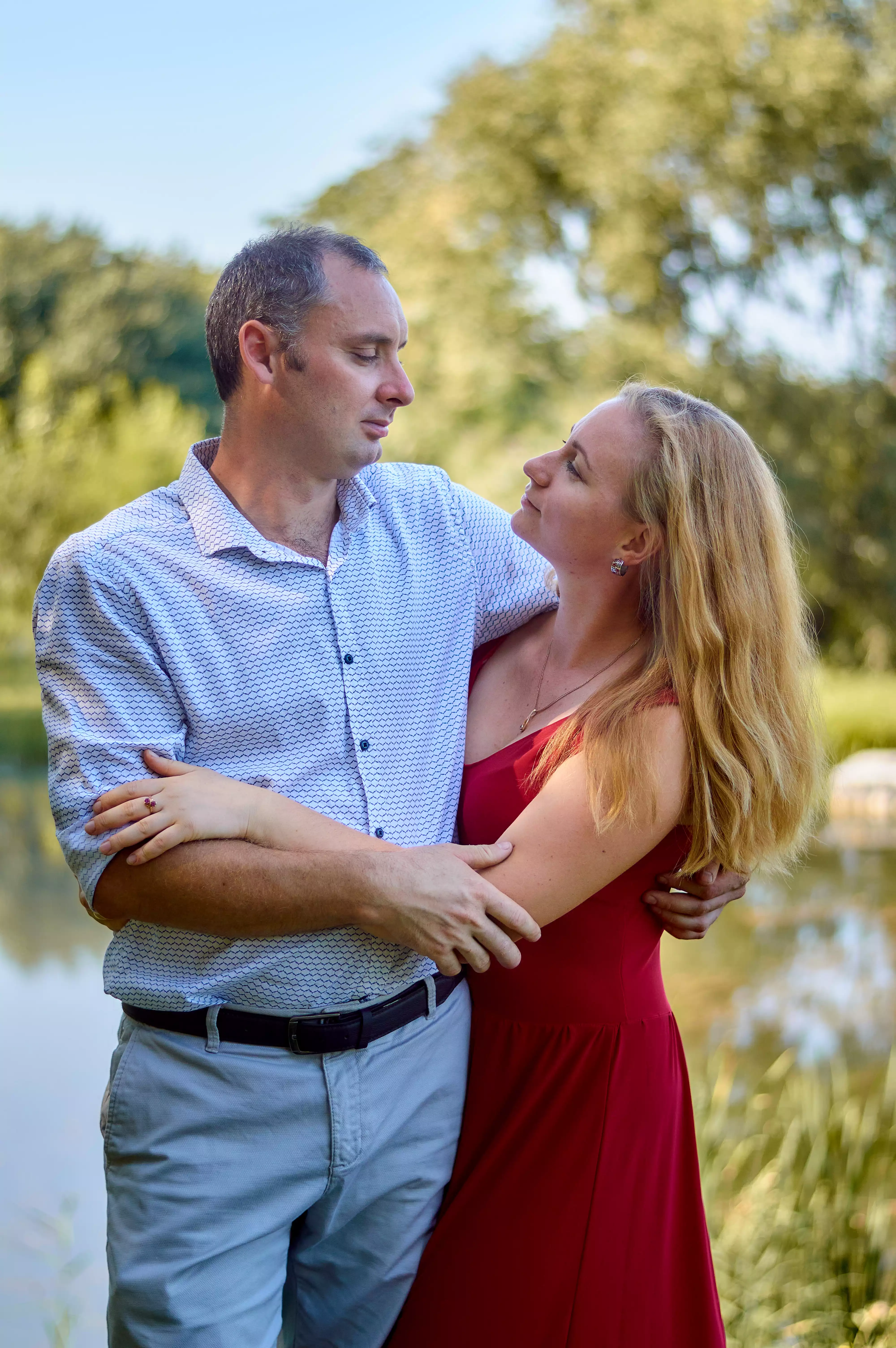 Couples portrait, warmth